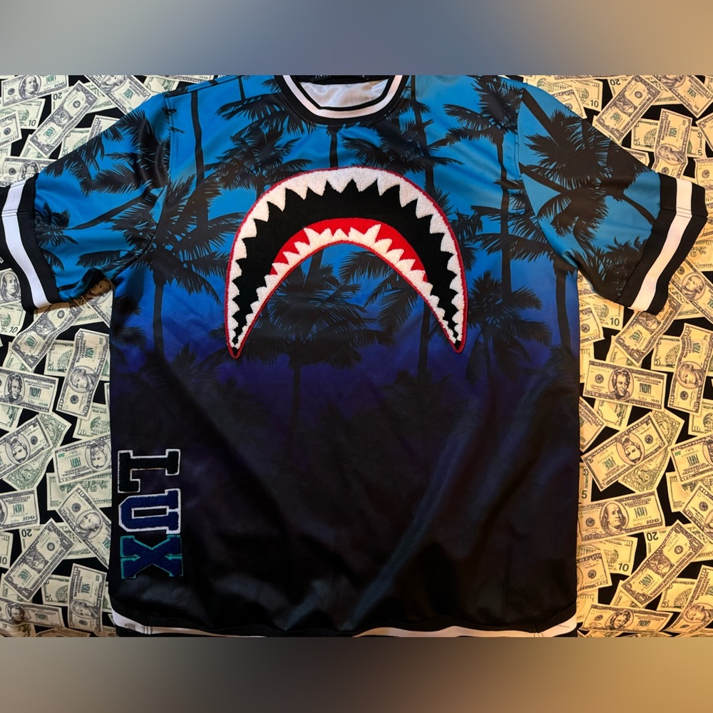 Hudson Outerwear Shark Mouth Stitched LUX Hawaiian Shirt XL